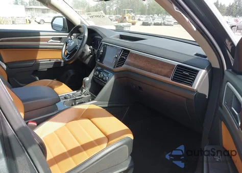 2019 Volkswagen Atlas 3.6L V6 Sel Premium from USA, damaged, VIN 1V2NR2CA4KC522304